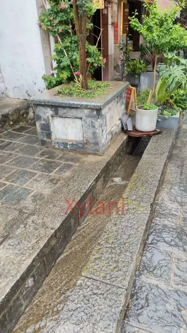 Clear water channel