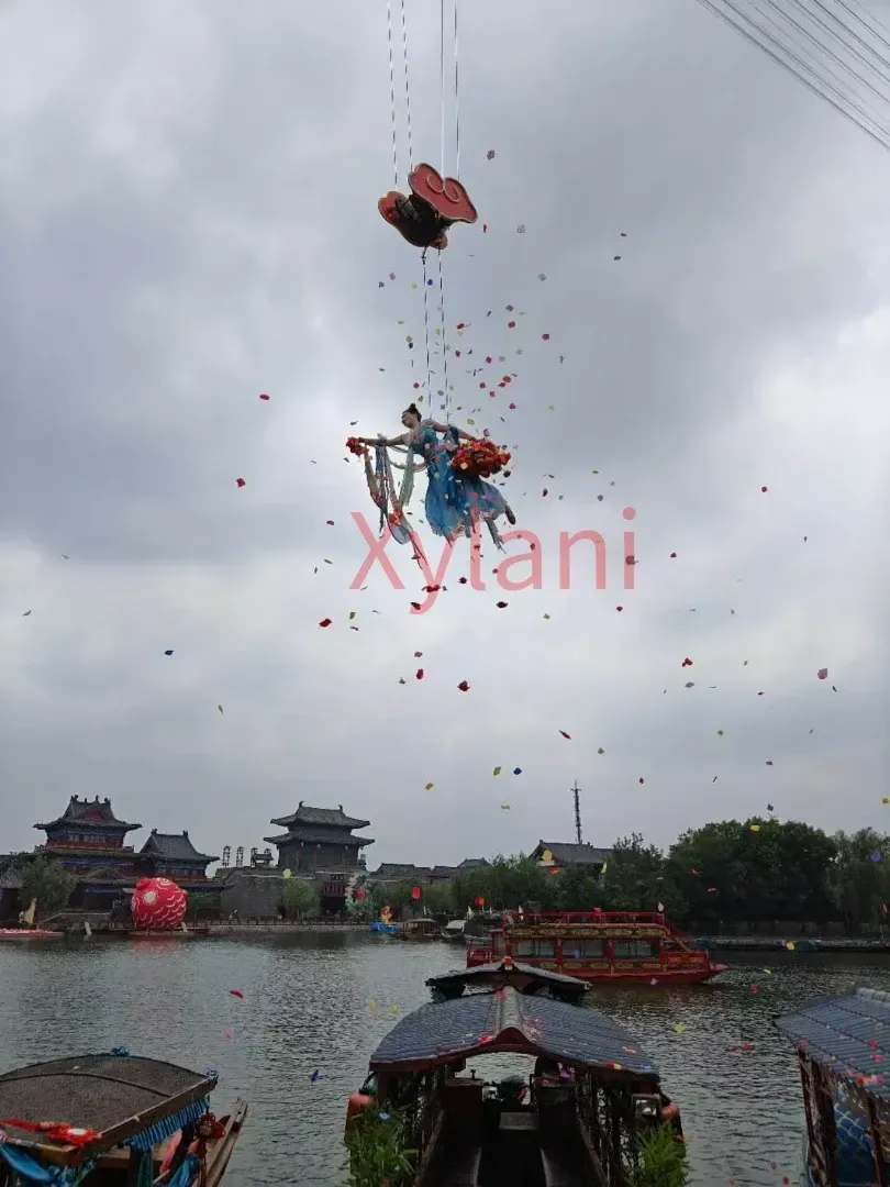 Heavenly Maiden Scattering Flowers 2