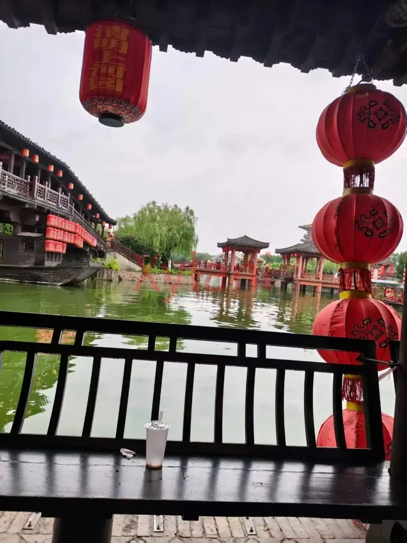 Covered walkway