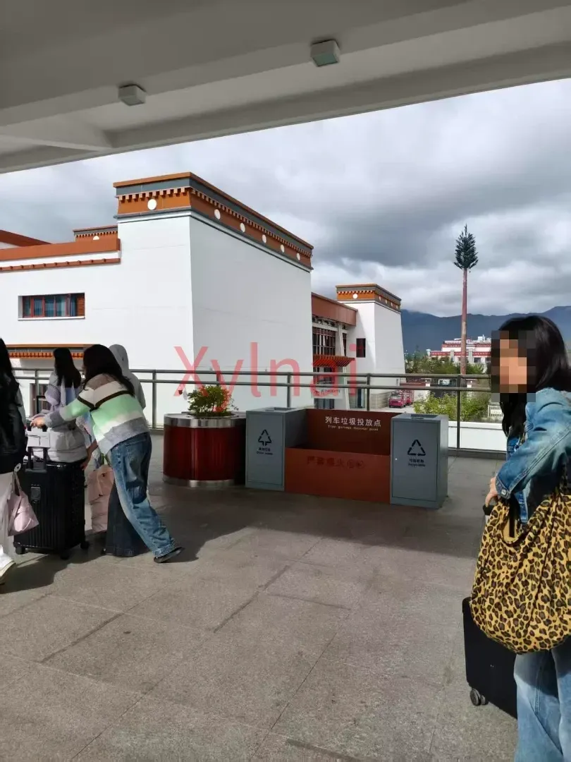 White Buildings - Shangri-La Station